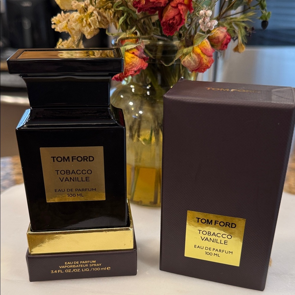 Tom Ford Tobacco Vanille Eau de Parfum - Black and Gold